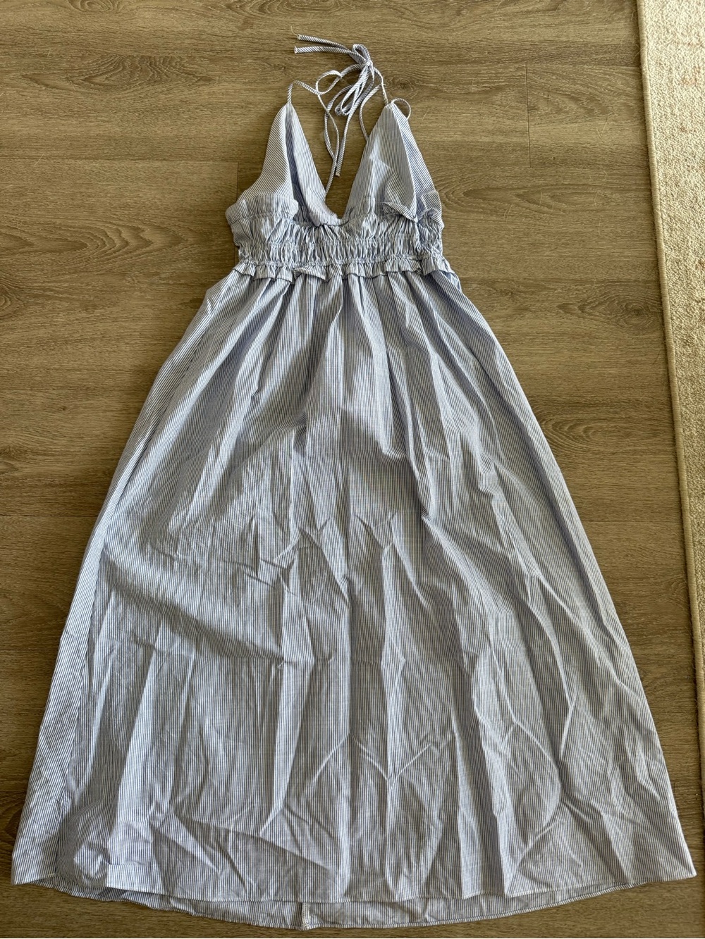 Zara Blue Striped Backless Sweatheart Midi Dress. Size Medium